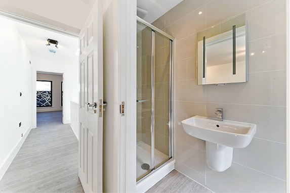 Whitechapel High End
